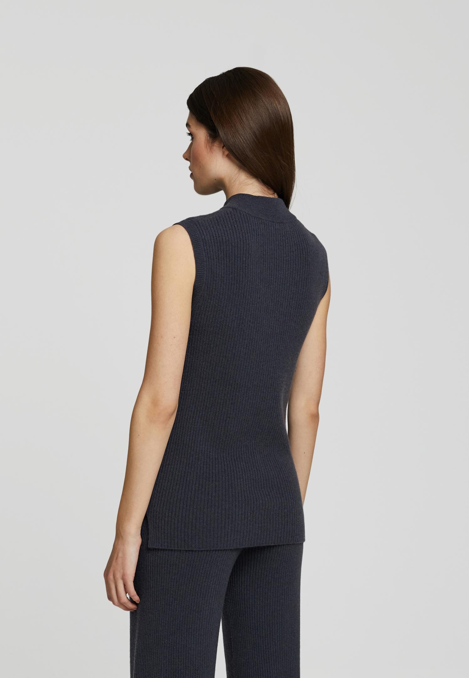 Топ-водолазка из кашемира W23-00CH0805 Marc & André